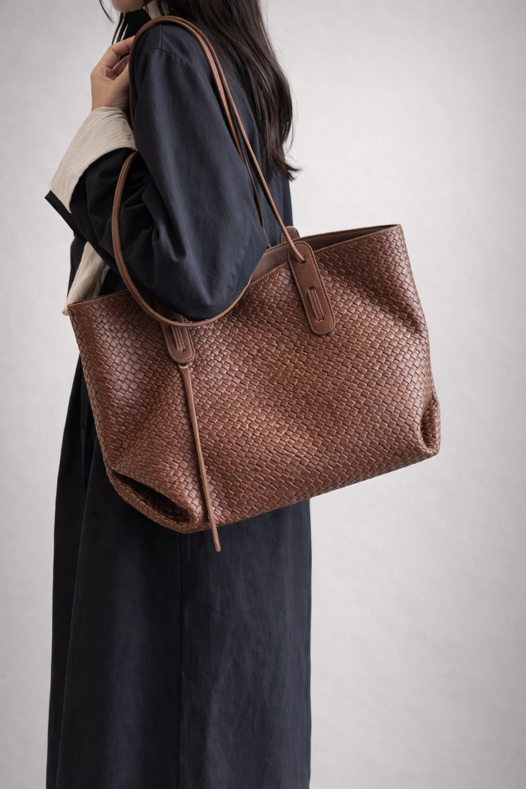 Brown vegan leather work bag | The GENOVA