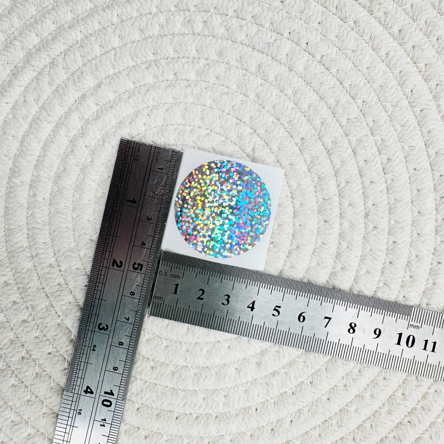 Circle 3.5cm Scratch-Off Sticker (Silver Glitter) - Pack of 50