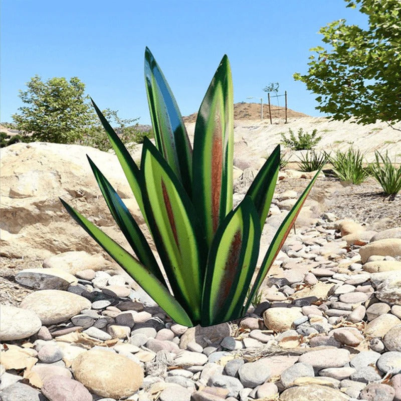 Agave Garden Lamp