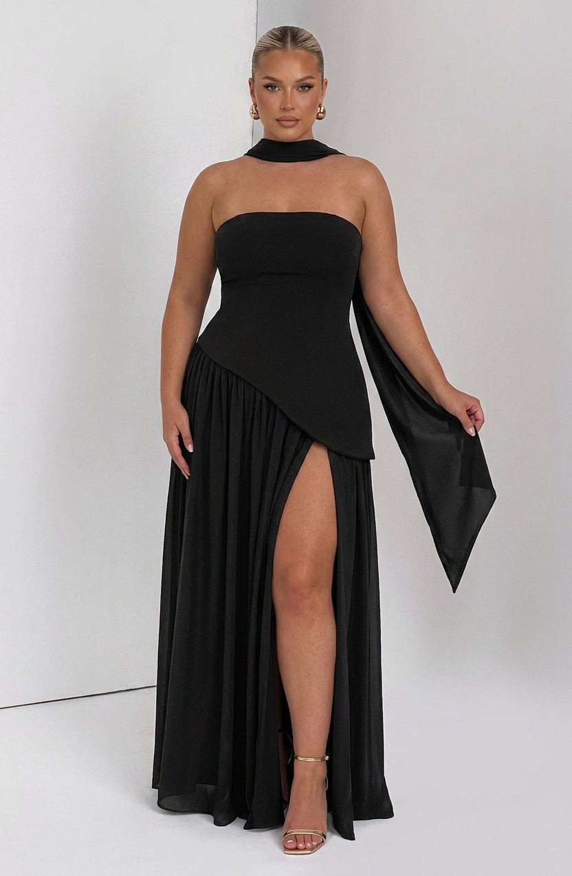 Elegant Flowing Maxi Dress