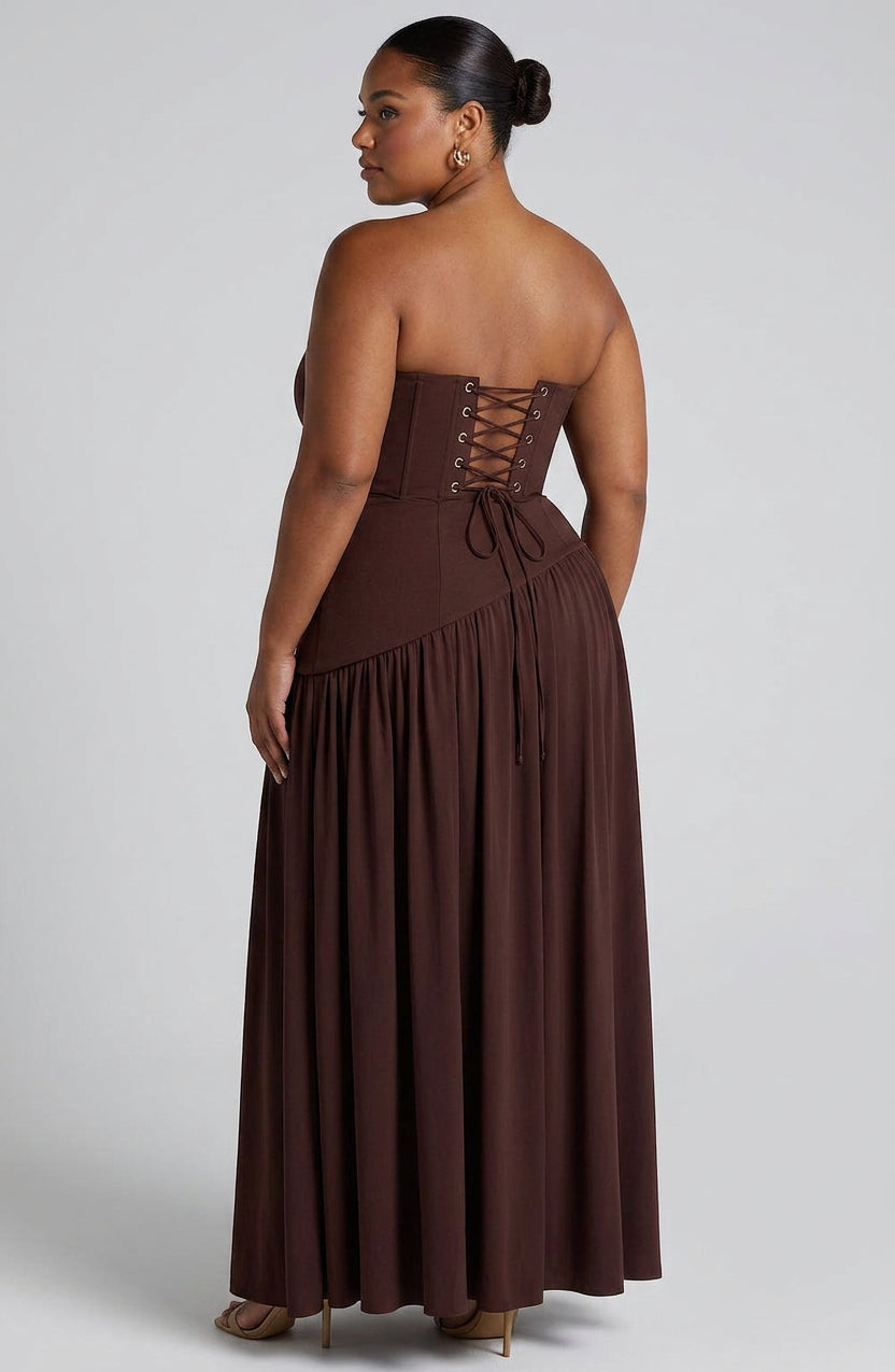 Elegant Flowing Maxi Dress